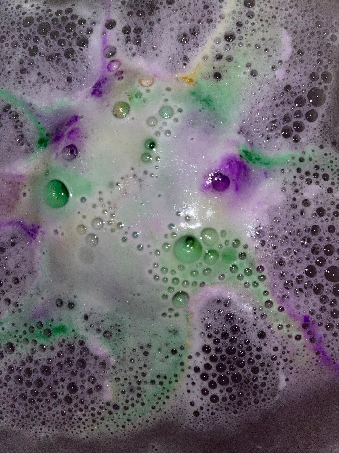 Kingcake Bath Bomb - King Cake Bath Fun - Bathbomb with Embeds